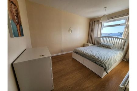 4 bedroom house share to rent - Photo 2