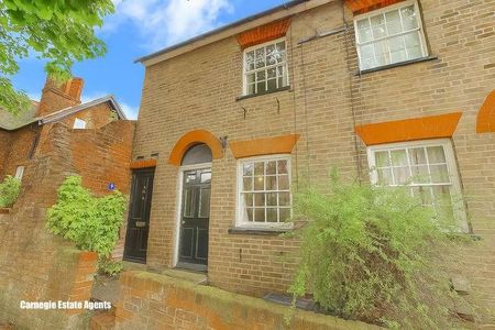 Church Street, Hatfield, AL9 - Photo 4