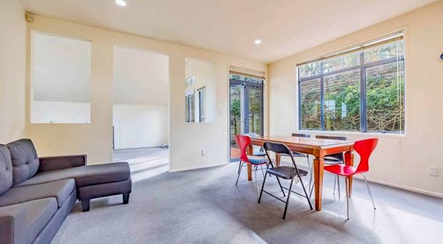 Spacious Family Living Near Beaches, Parks & T... - Photo 1