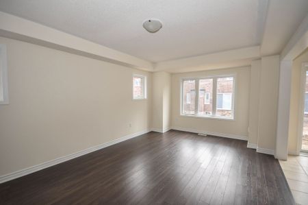 For Lease - 268 Gooding Crescent, Milton, Ontario - Photo 2