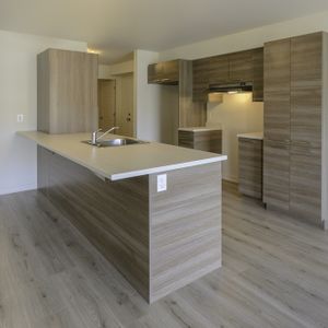 4 1/2 à Louer - 1er Juillet 2026 - Photo 2