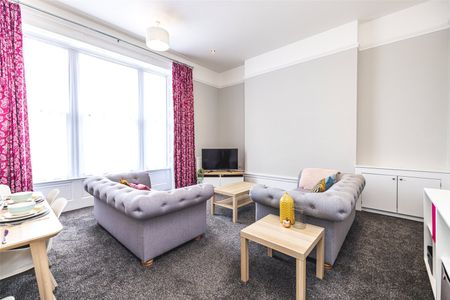 2 bedroom apartment to rent - Photo 4