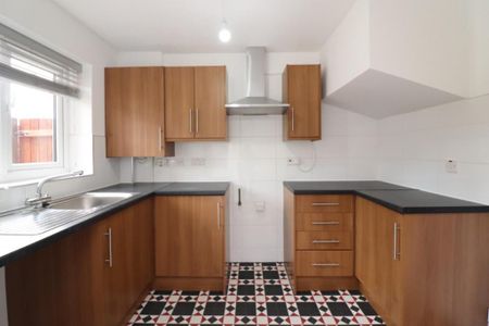 2 bedroom detached house to rent - Photo 3