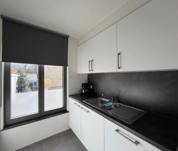 Gezellig en mooi appartement met 2 slaapkamers en autostaanplaats t... - Photo 1
