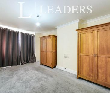 3 bedroom house to rent Tonbridge Road, Maidstone, ME16 - Photo 3