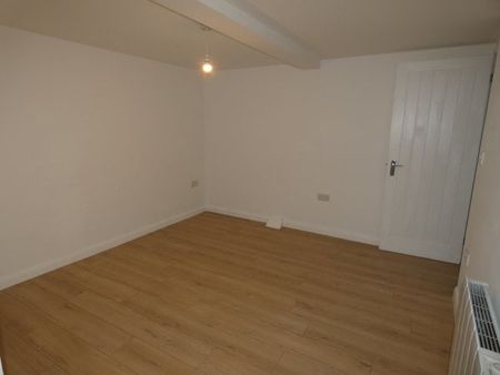 The Butts, Belper, DE56 - Photo 3