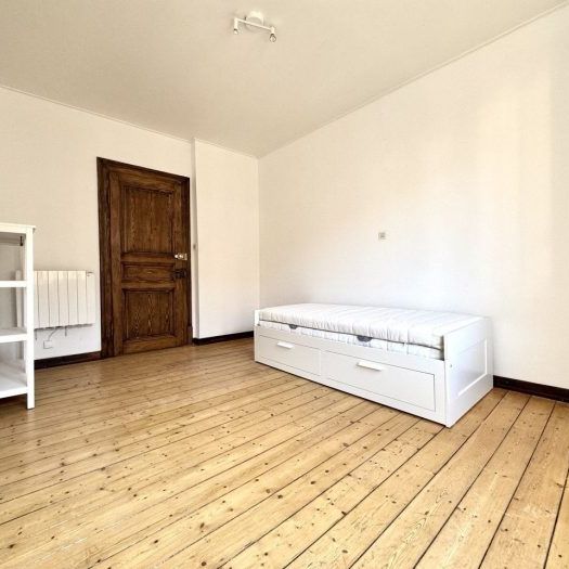 CHAMBRE EN COLOCATION - Photo 1