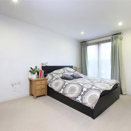 1 bedroom flat in Clapham - Photo 4