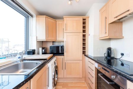 1 bedroom flat to rent - Photo 4