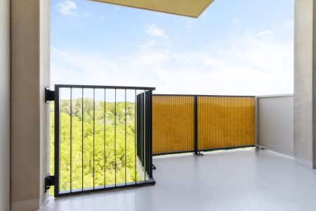 Atemberaubender Fernblick – pure Entspannung auf dem großzügigen Balkon garantiert. - Photo 2
