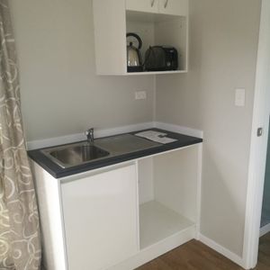 Tiny home...Easy living. - Photo 3