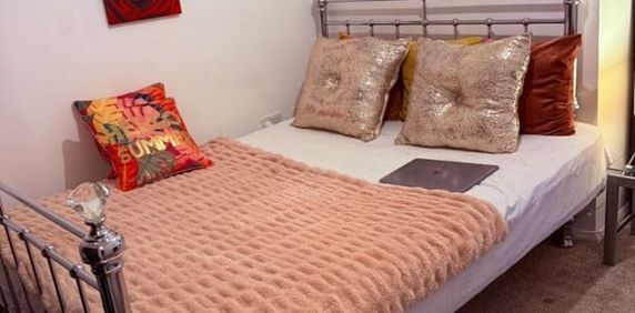 Room in a Shared House, Danescombe, SE12 - Photo 2