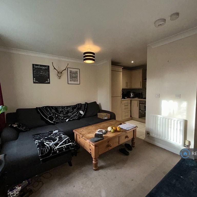 2 bedroom terraced house to rent - Photo 1