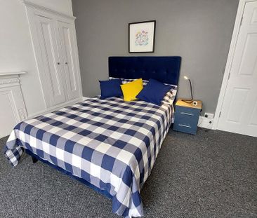 1 bedroom in a house share to rent - Photo 3