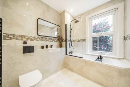 2 bedroom maisonette to rent - Photo 5