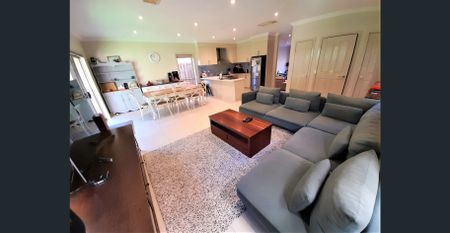 Family unit close to choice schools - Photo 3