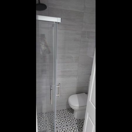 Studio Flat, Andrews Close, HA1 - Photo 4