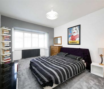 4 bedroom terraced house to rent - Photo 5