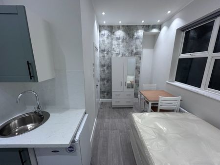 Studio Flat, Amhurst Road, E8 - Photo 5