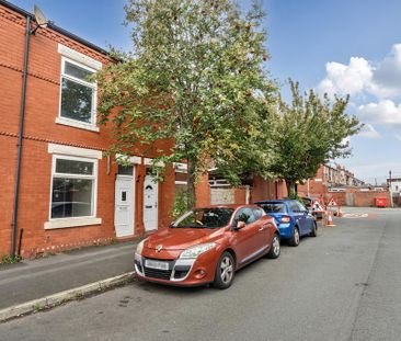 2 bedroom terraced house to rent - Photo 2