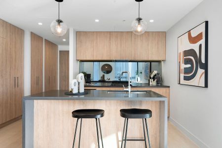 Modern Apartment in the Heart of Bondi Junction - Photo 5