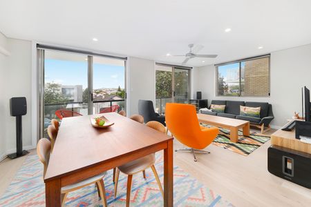 4/25 Wallis Parade, North Bondi NSW 2026 - Apartment For Rent | Domain - Photo 5