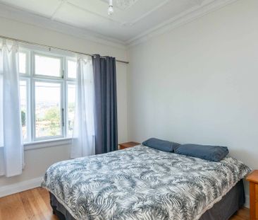 Cozy 3-Bedroom Home with Sleepout, Close to the Beach - Available J... - Photo 1