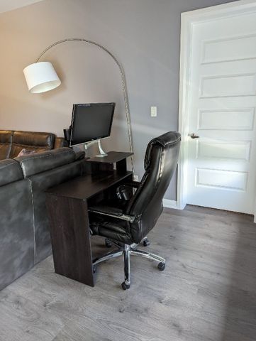 For Lease - 2 Adam Sellers Street Unit# 314, Markham, Ontario - Photo 3