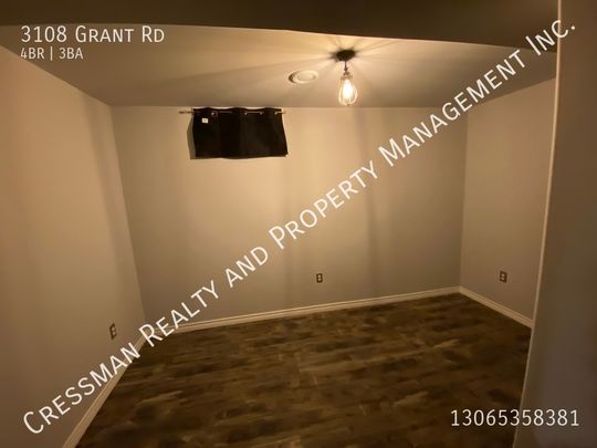 4 Bed, 2.5 Bath FULL HOUSE W/ Garage in Whitmore Park - Photo 1