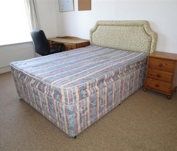 4 bedroom detached house to rent - Photo 3