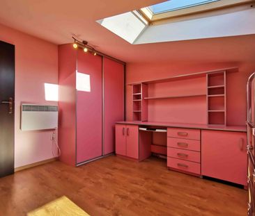 Komfortowe mieszkanie na poddaszu, ul. Focha. - Photo 5