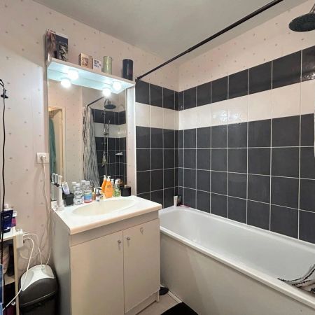 Appartement à louer 3 pièces 64.97m² - Photo 4