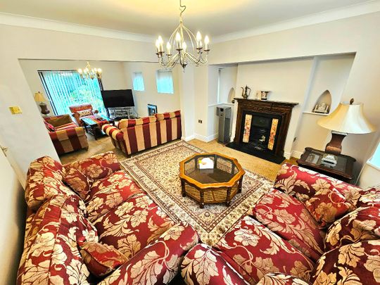 Mardale Drive, Gatley, Cheadle, SK8 - Photo 1