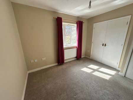 2 bedroom terraced house to rent - Photo 3