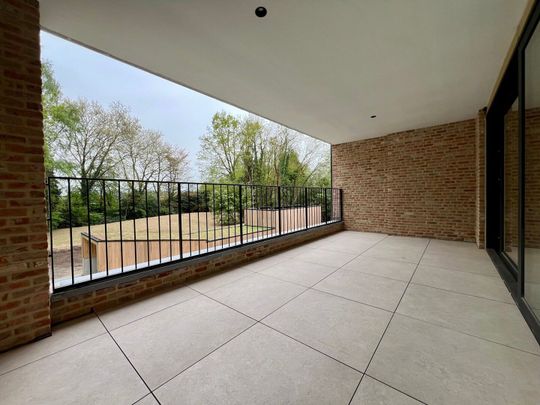 Luxueus app (131m²) met 2 slpk + bureau, terras en garagebox - Foto 1