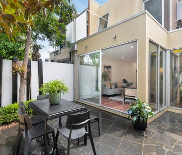 62A Union Street, Windsor VIC 3181 - House For Rent | Domain - Photo 4