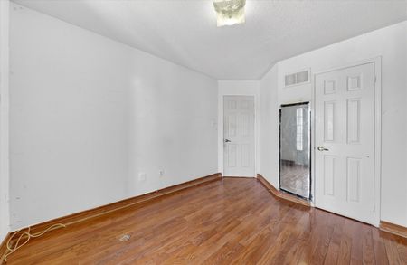For Lease - 110 Blue Willow Drive Unit# Main, Vaughan, Ontario - Photo 2