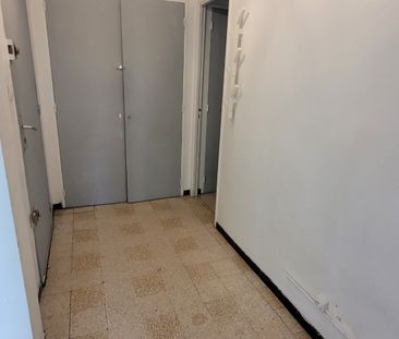 Location Appartement 4 pièces 67m² AIX EN PROVENCE 13100 - Photo 6