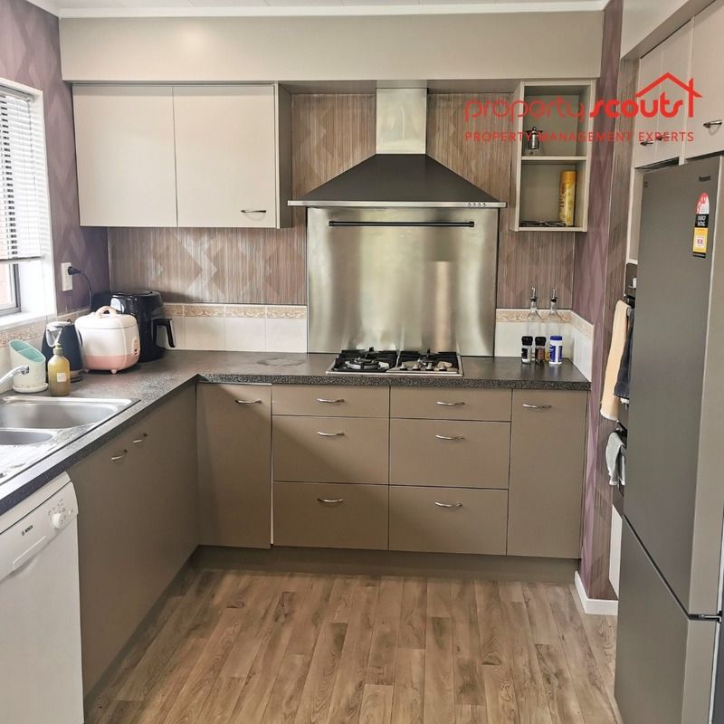 Warm and Welcoming 3-Bedroom Home – Great Area, Great Schools! - Photo 1