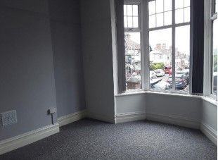 Le Breos Avenue, Uplands, Swansea SA2 0LB - Photo 2