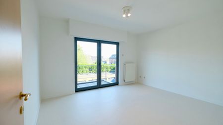 Ruim appartement in Kruibeke-centrum - Foto 3