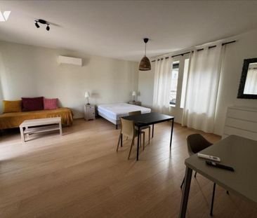 DOLE (39) un appartement meublé en parfait état de type T1 bis - Photo 1