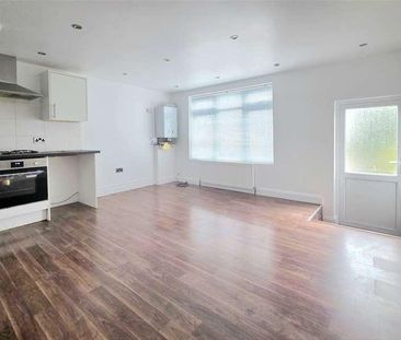 Broadway, Bexleyheath, DA6 - Photo 5