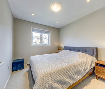 For Lease - 215 ROXTON Road, Oakville, Ontario - Photo 4