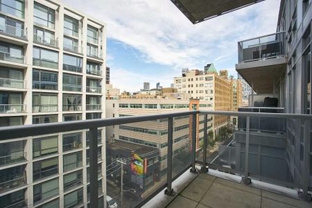 For Lease - 719 Adelaide Street, Toronto, Ontario - Photo 2