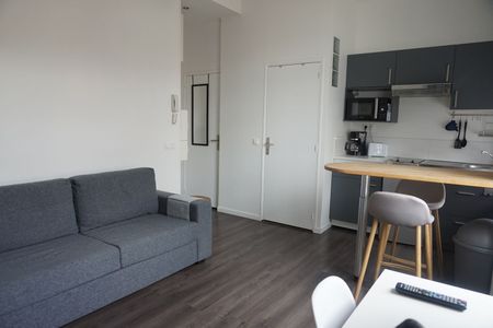 Location Appartement 1 pièce 18m² LILLE 59000 - Photo 2