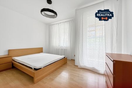 Pronájem bytu 4+kk 111 m² - Fotografie 4
