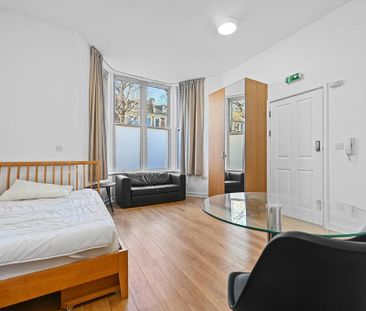 Studio to rent - Photo 5