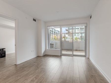 For Lease - 333 Sunseeker Avenue Unit# 110, Innisfil, Ontario - Photo 2