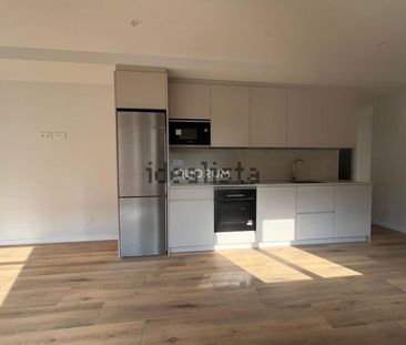 Alquiler de piso en Calle Paulino Mendivil - Photo 1